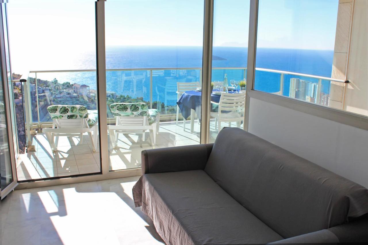 High Rise Apartment On The 39Th Floor With Private Terrace And Sea Views Benidorm Exterior photo
