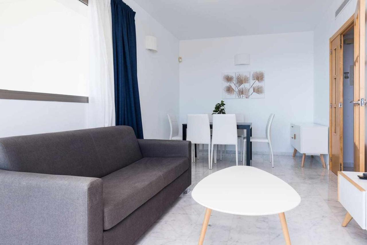 High Rise Apartment On The 39Th Floor With Private Terrace And Sea Views Benidorm Exterior photo