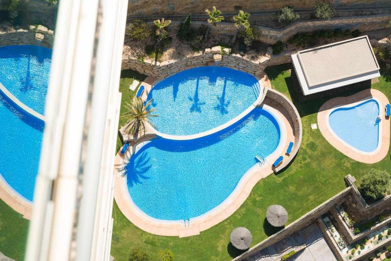 High Rise Apartment On The 39Th Floor With Private Terrace And Sea Views Benidorm Exterior photo