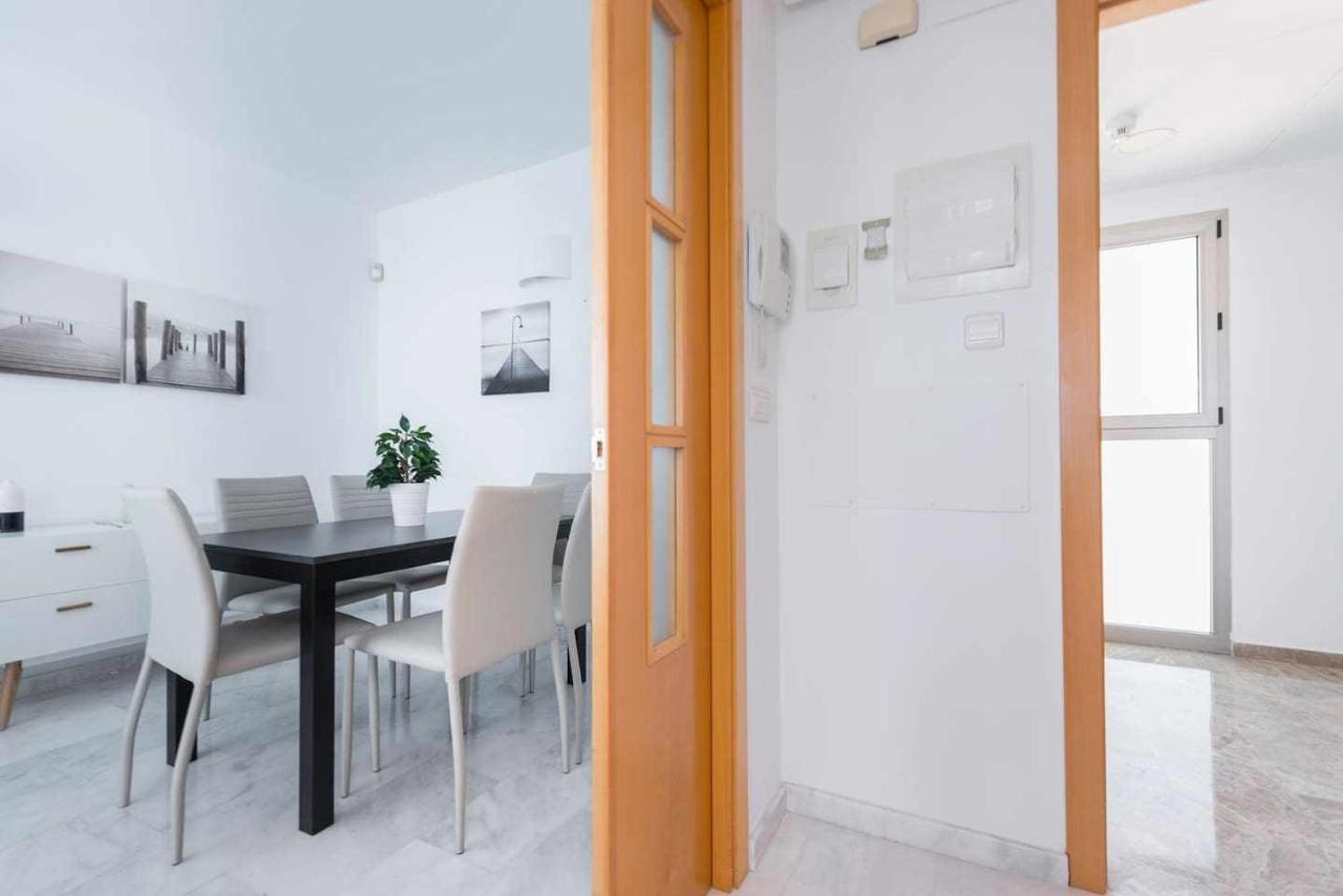 High Rise Apartment On The 39Th Floor With Private Terrace And Sea Views Benidorm Exterior photo
