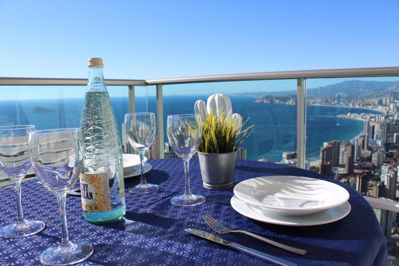 High Rise Apartment On The 39Th Floor With Private Terrace And Sea Views Benidorm Exterior photo